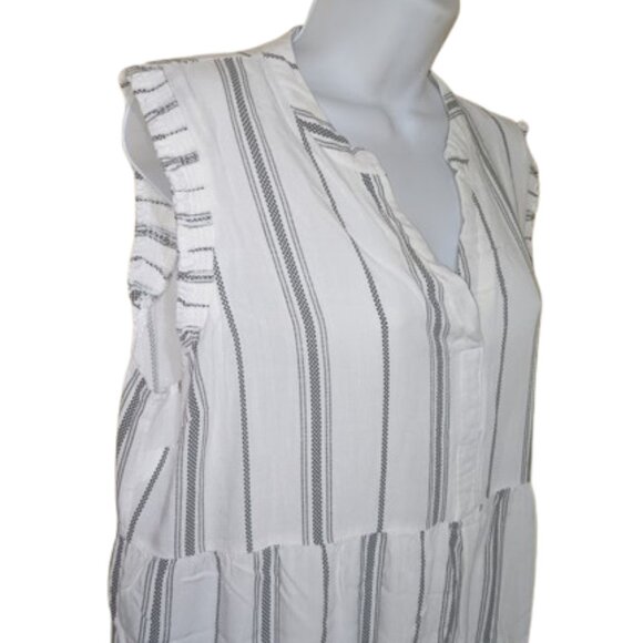 White and Black Short Mini Sleeveless Dress Size XL  --- - Picture 2 of 2